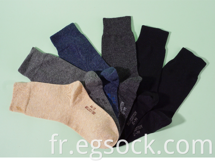 Men Plain Crew 98% Cotton Socks